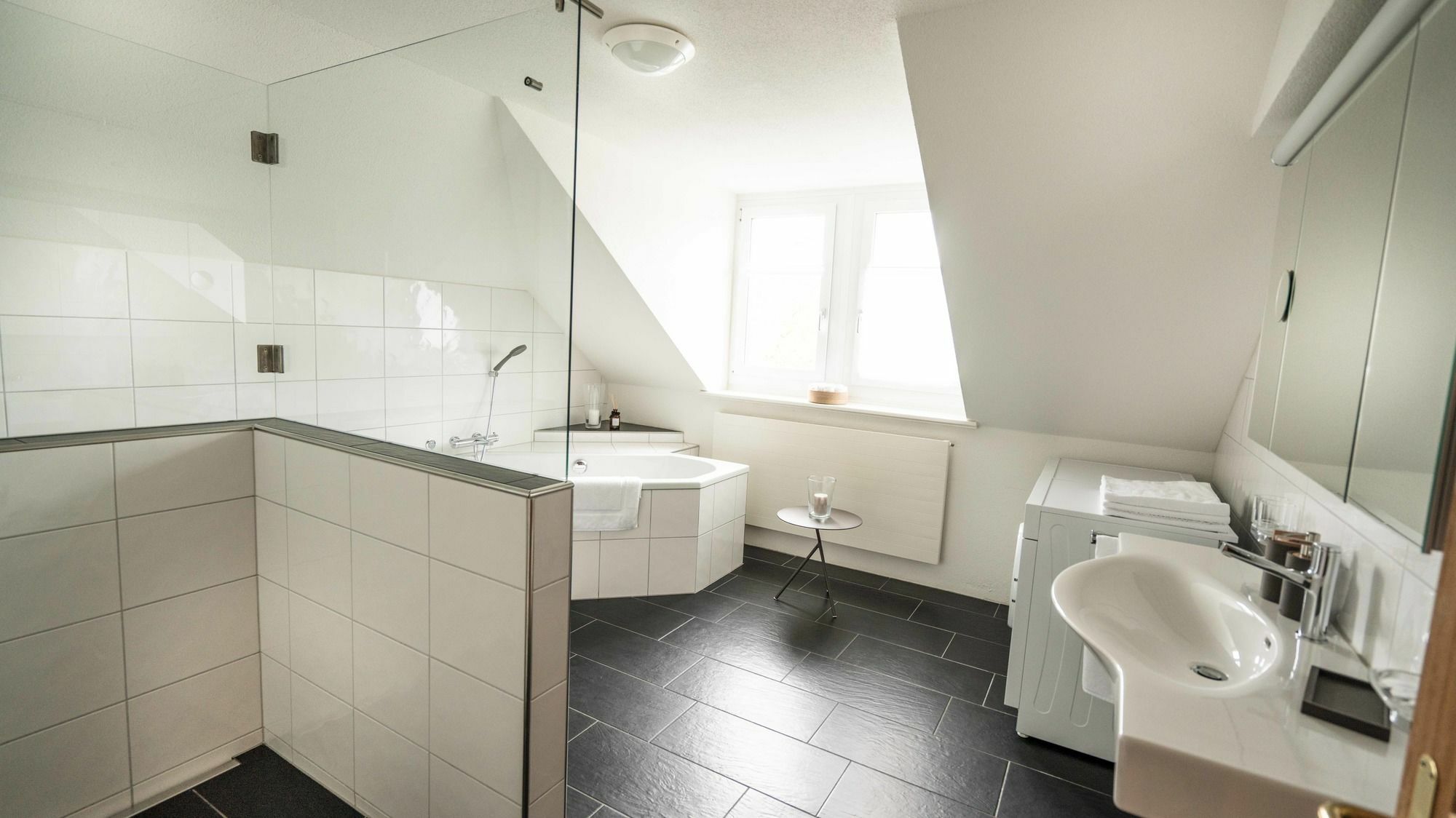 Loewenplatz Apartment Near Station By Airhome Zurich Extérieur photo
